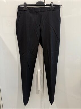 Burberry woman Black Tailored Dress Pants. Size US 6